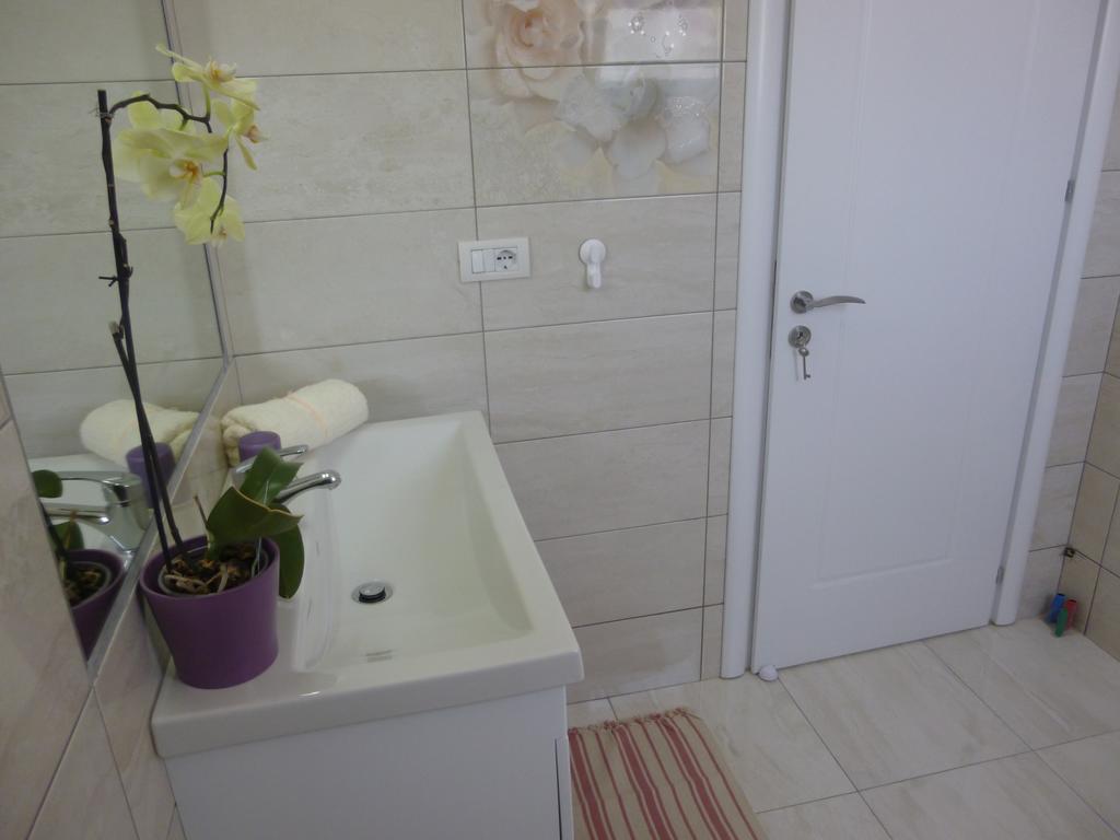 Amarilis Luxury Apartment Sarandë Værelse billede