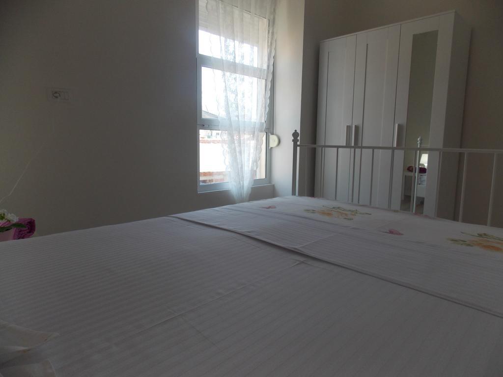 Amarilis Luxury Apartment Sarandë Eksteriør billede